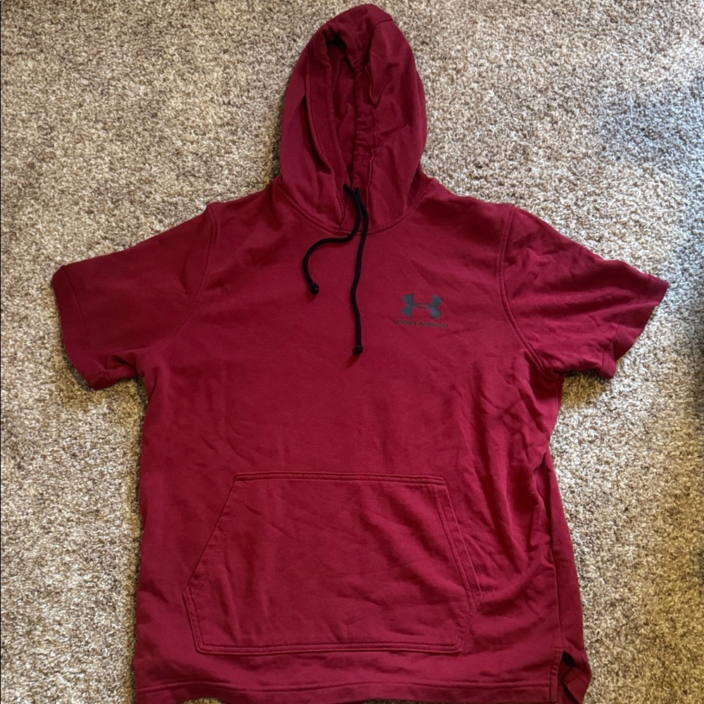 Under Armour Men's Burgundy Hoodie Shirt